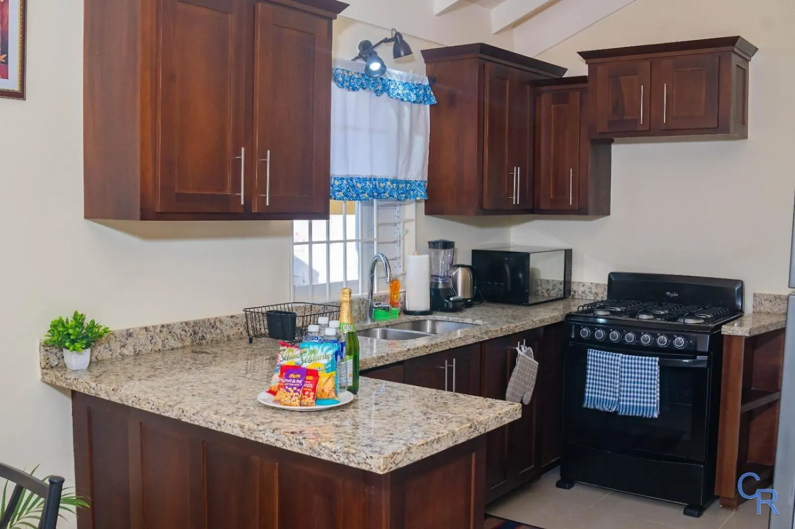Charming Refuge At Colbeck Manor Villa Old Harbour